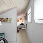 2 Bedroom Amazing In Vaeggerlose Prázdninový dům