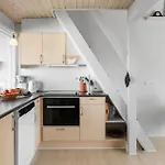 2 Bedroom Amazing In Vaeggerlose *