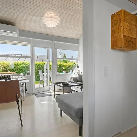 Ferienhaus 2 Bedroom Amazing In Vaeggerlose Bøtø By