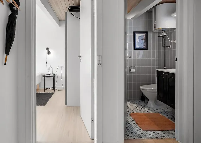 Дом отдыха 2 Bedroom Amazing In Vaeggerlose Boto By